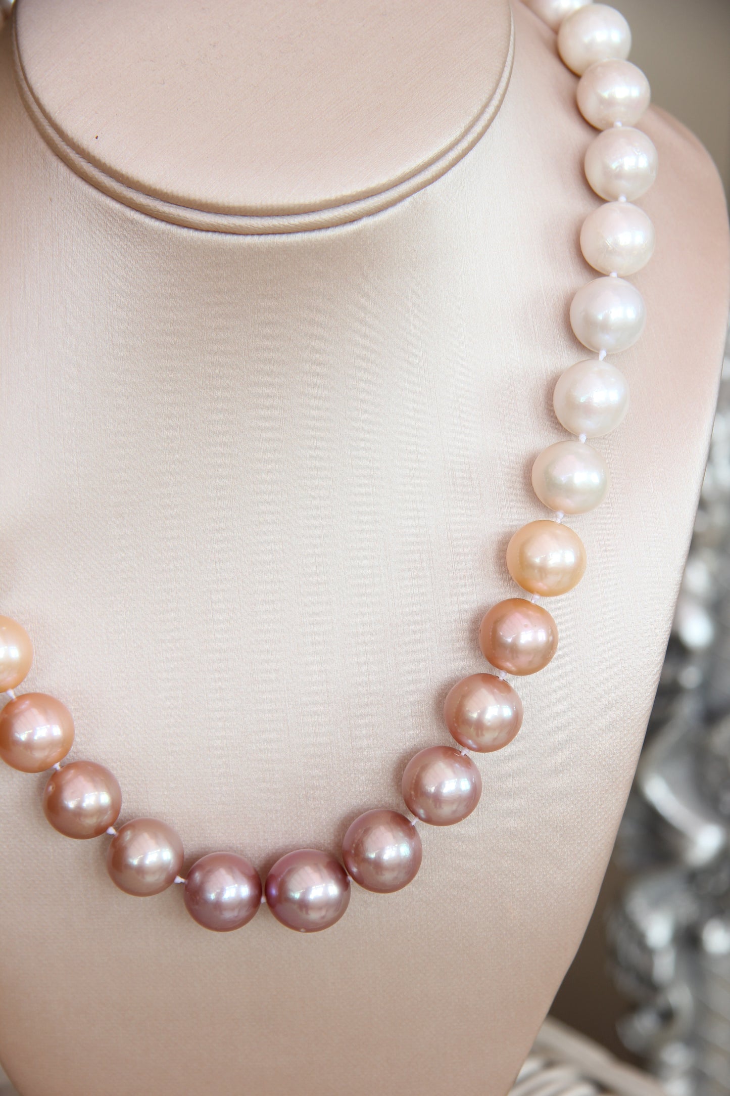 Matinee Pearl strand
