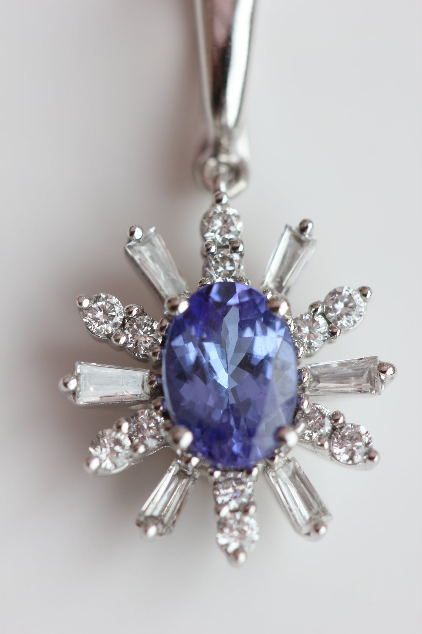 Tanzanite and diamond pendant
