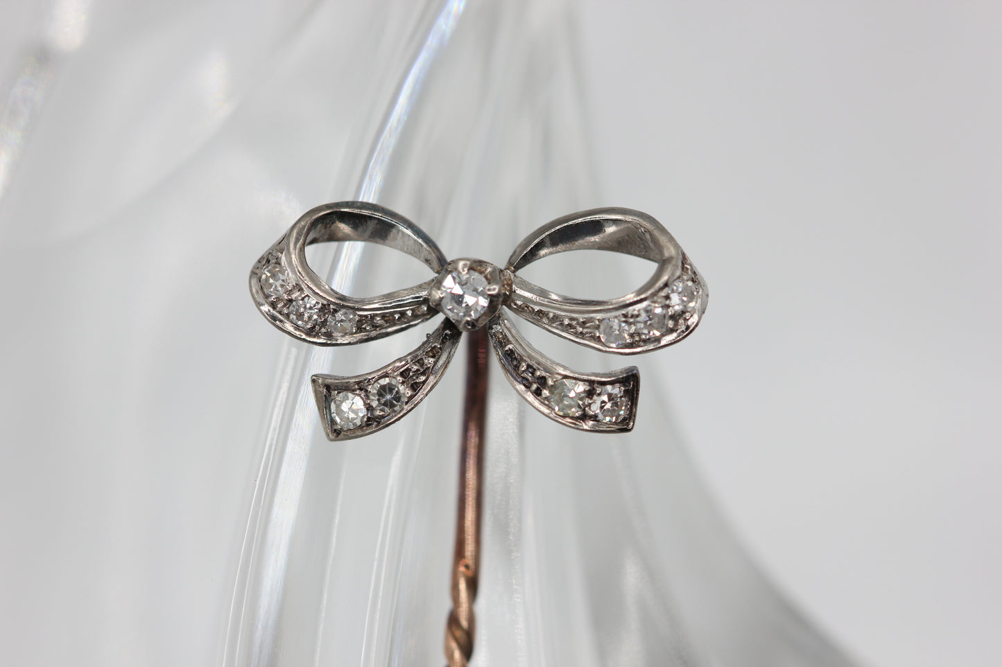 Diamond bow pin