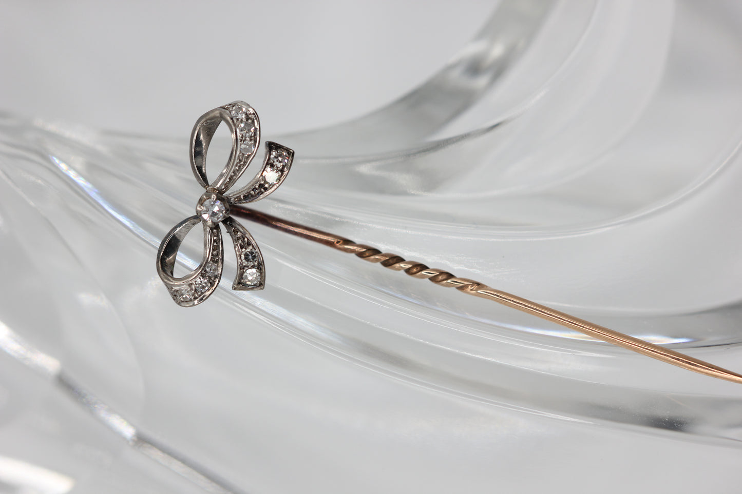 Diamond bow pin