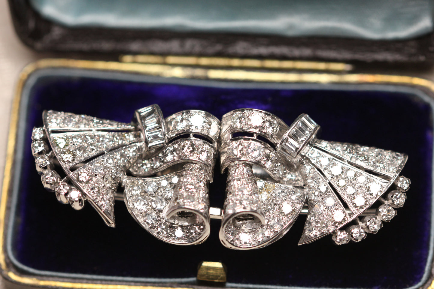 Art Deco diamond brooch