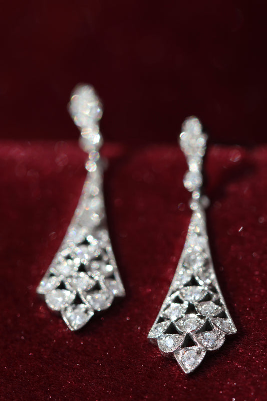 Chandelier earrings