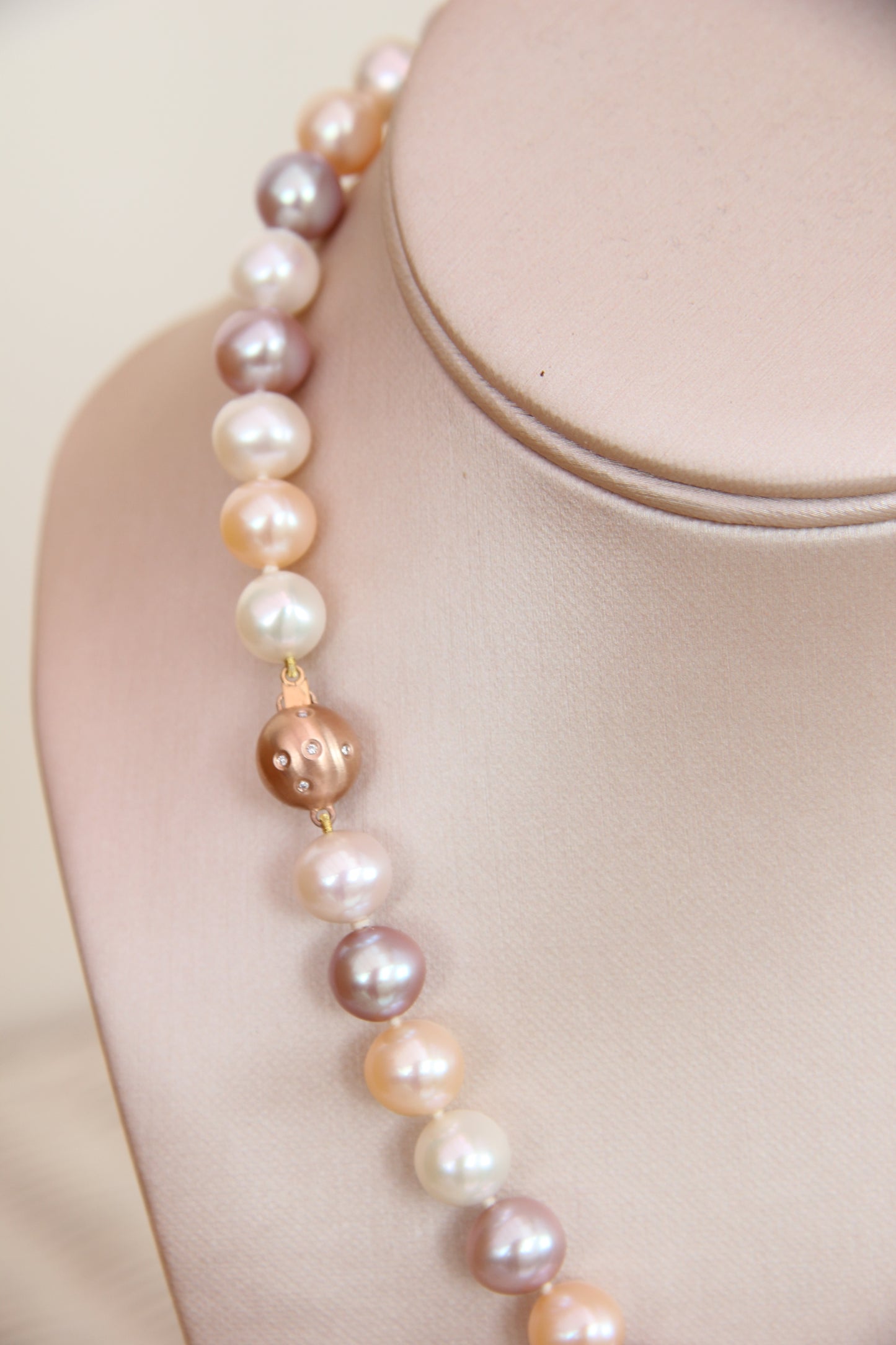 Princess pearl necklace