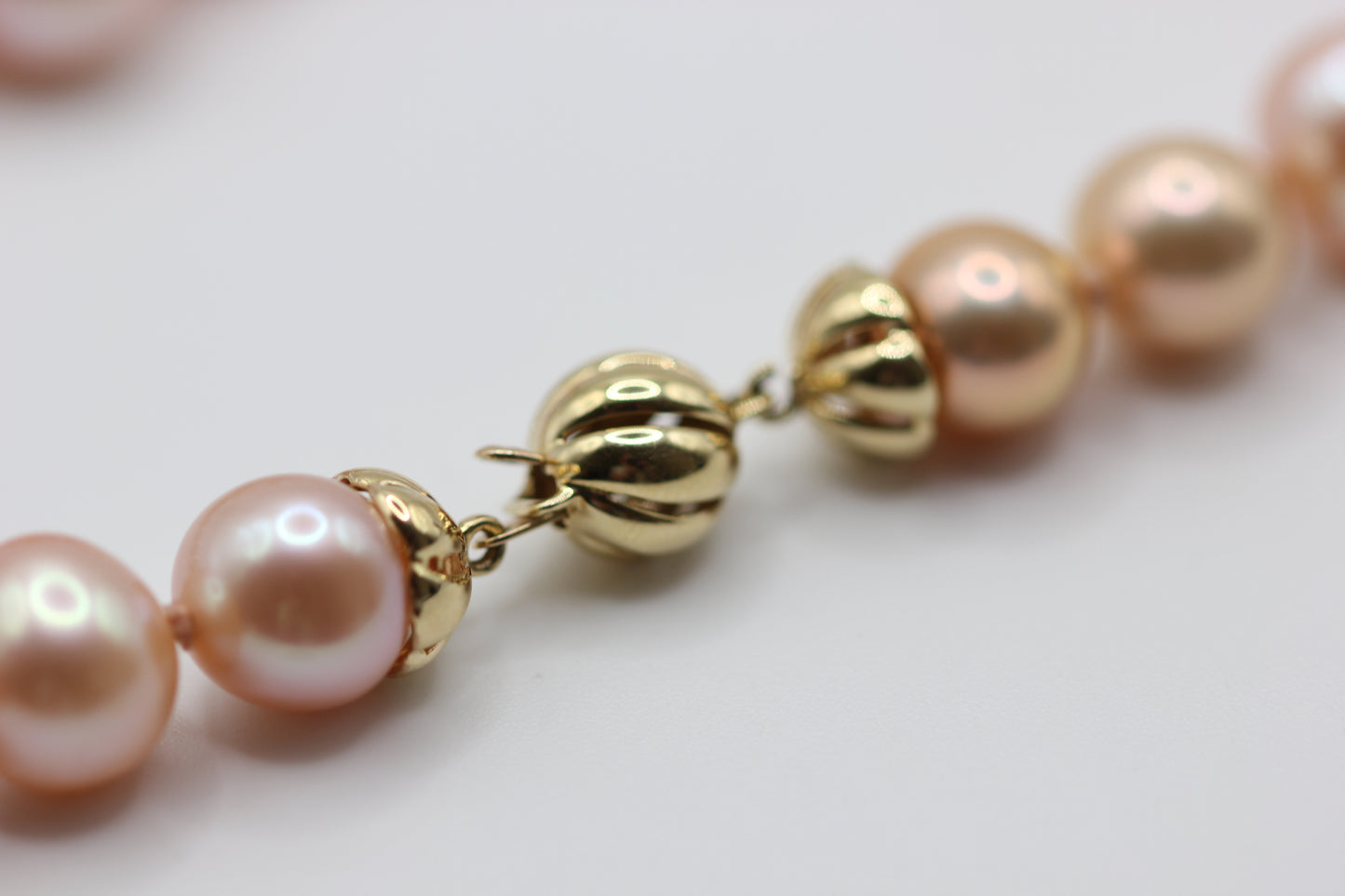 Pink pearls necklace