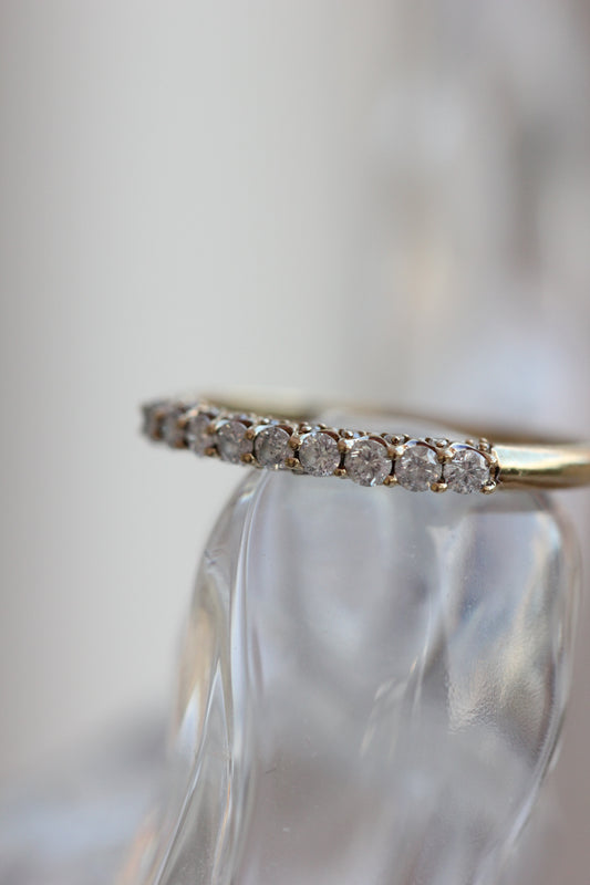 Half eternity ring