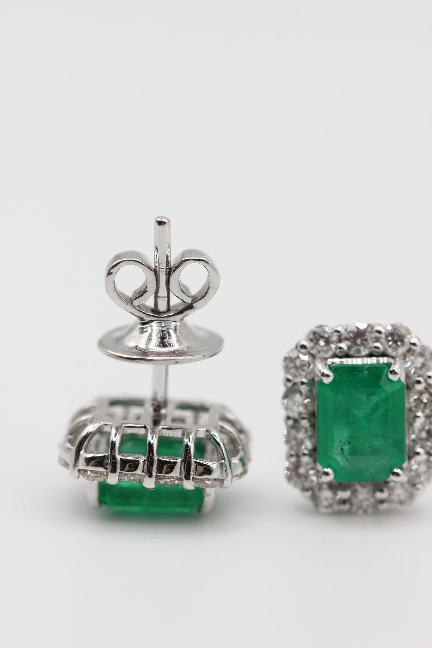 Emerald stud earrings