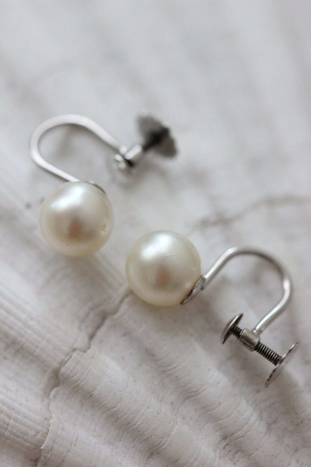 Pearl clip on earrings