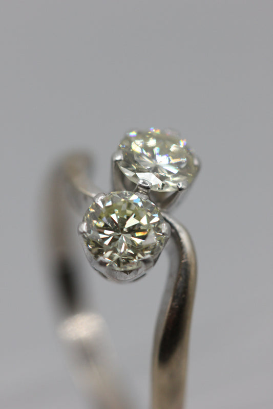 Toi et moi diamond ring