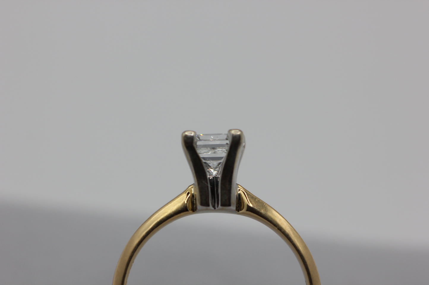 Diamond solitaire ring