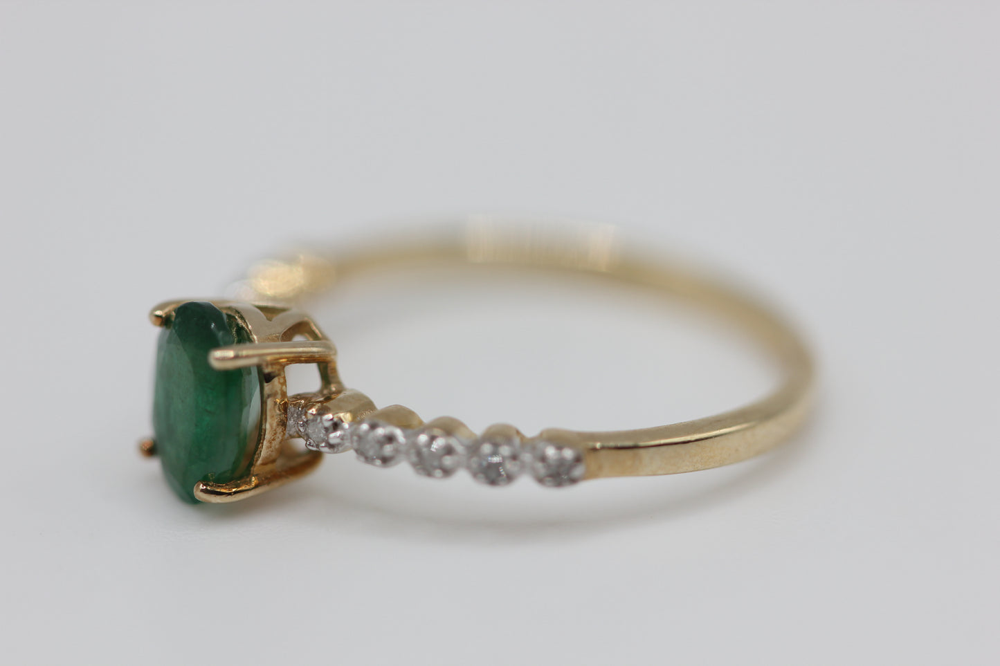 One emerald ring