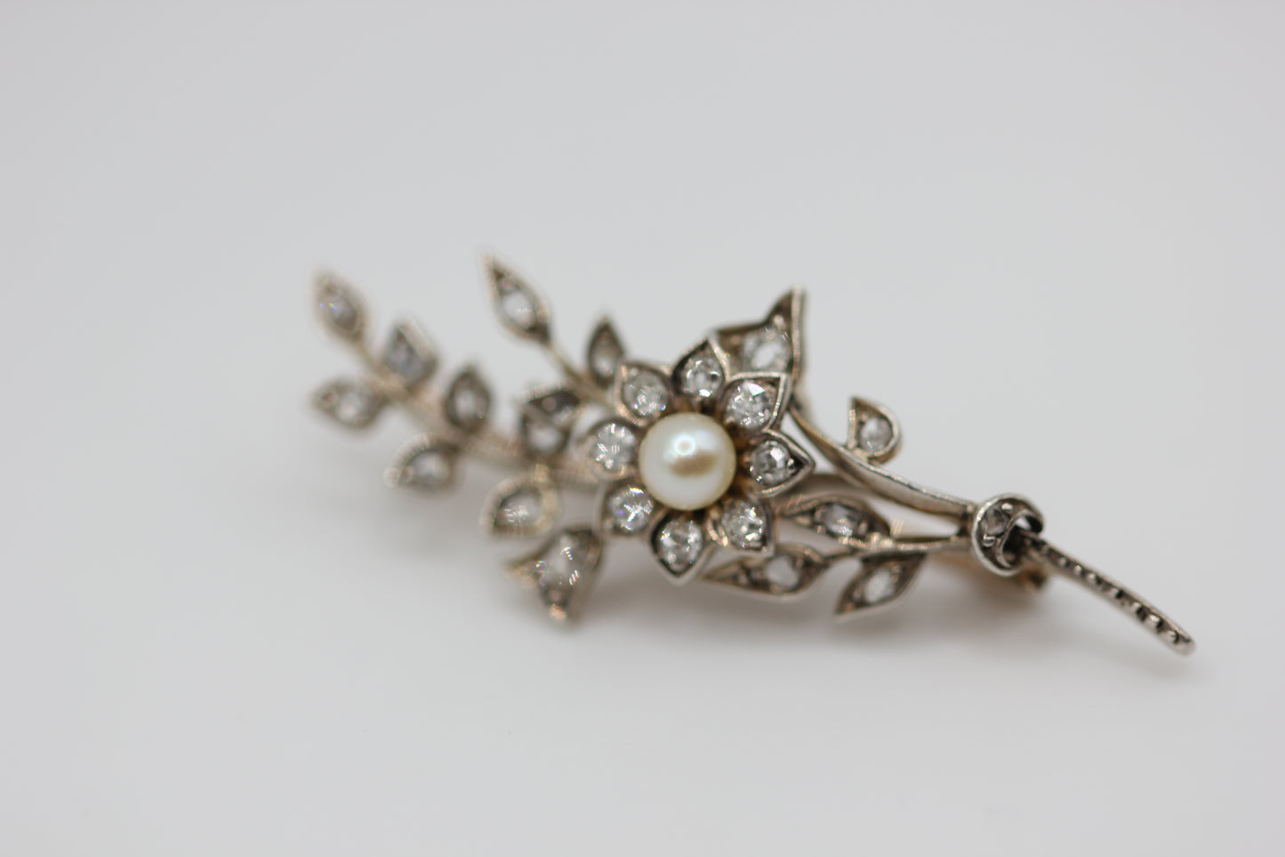 Flower brooch