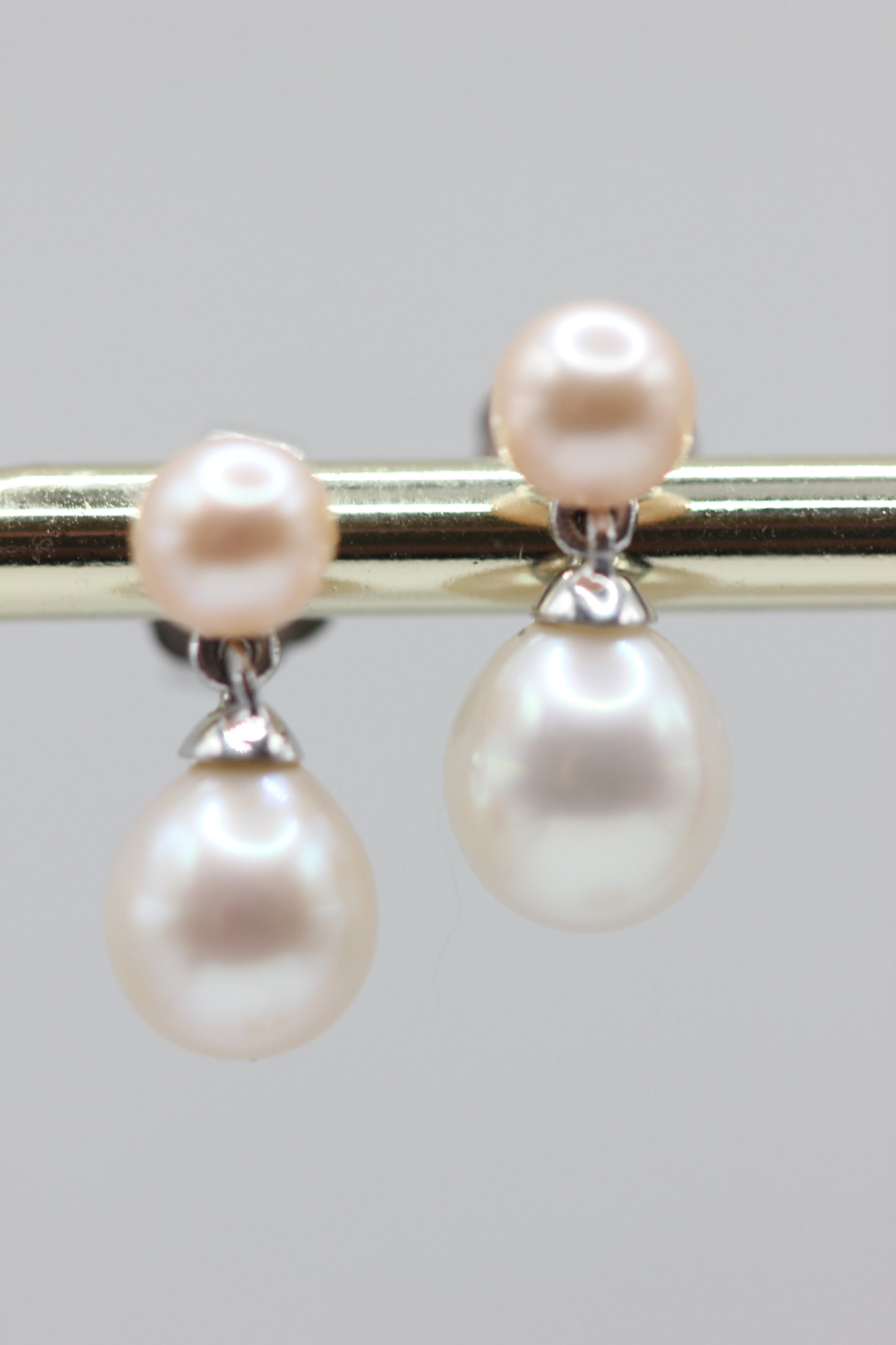 Akoya pearls earrings