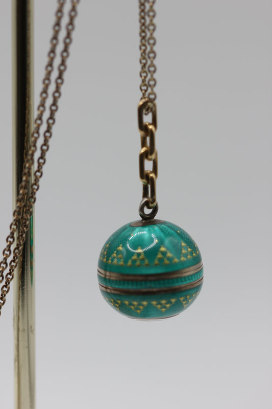 Pendant watch