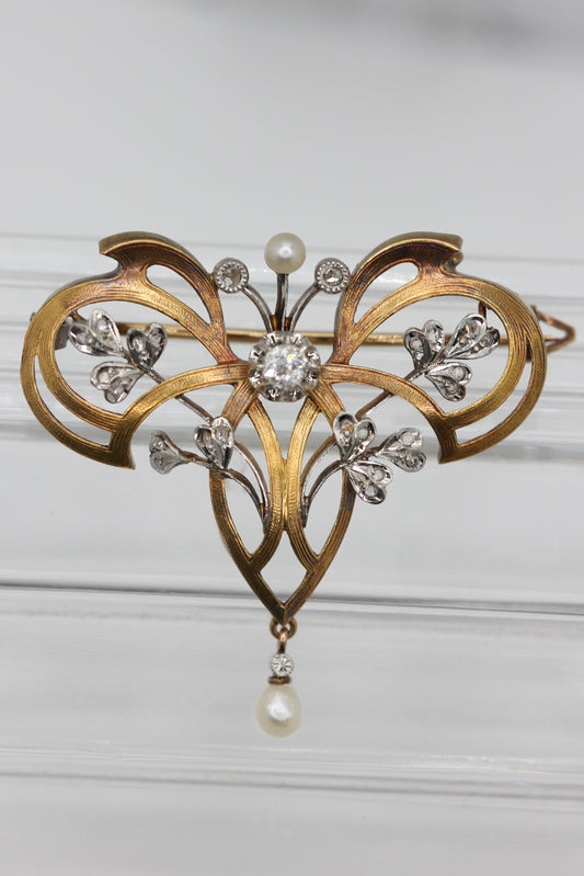 Art Nouveau brooch/pendant