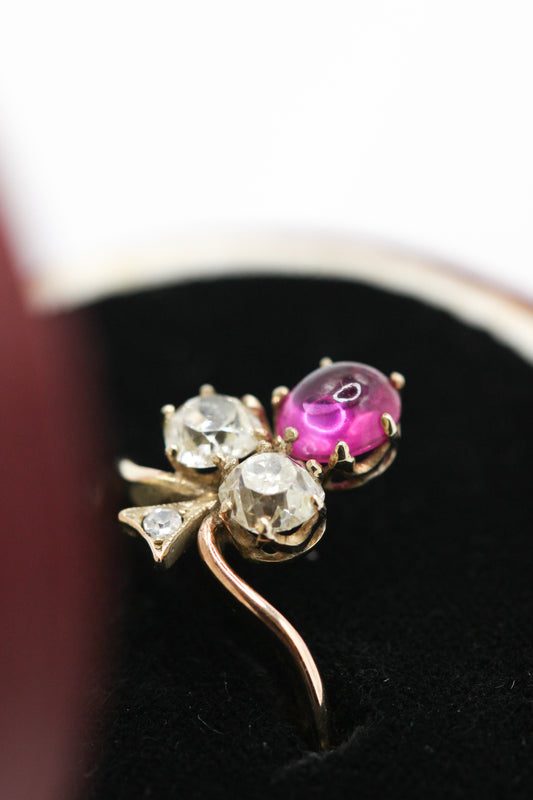 Antique clover ring