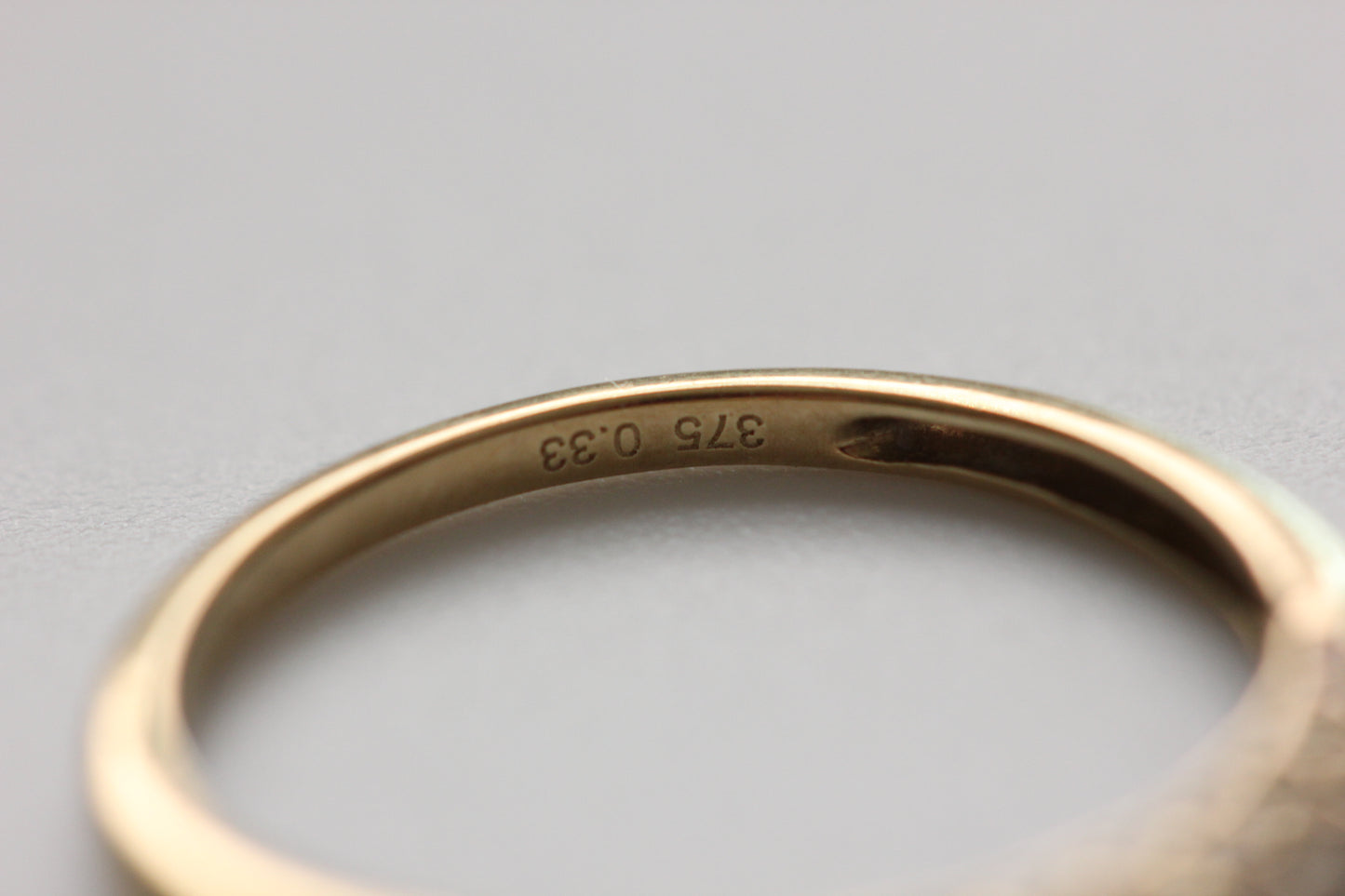 Half eternity ring