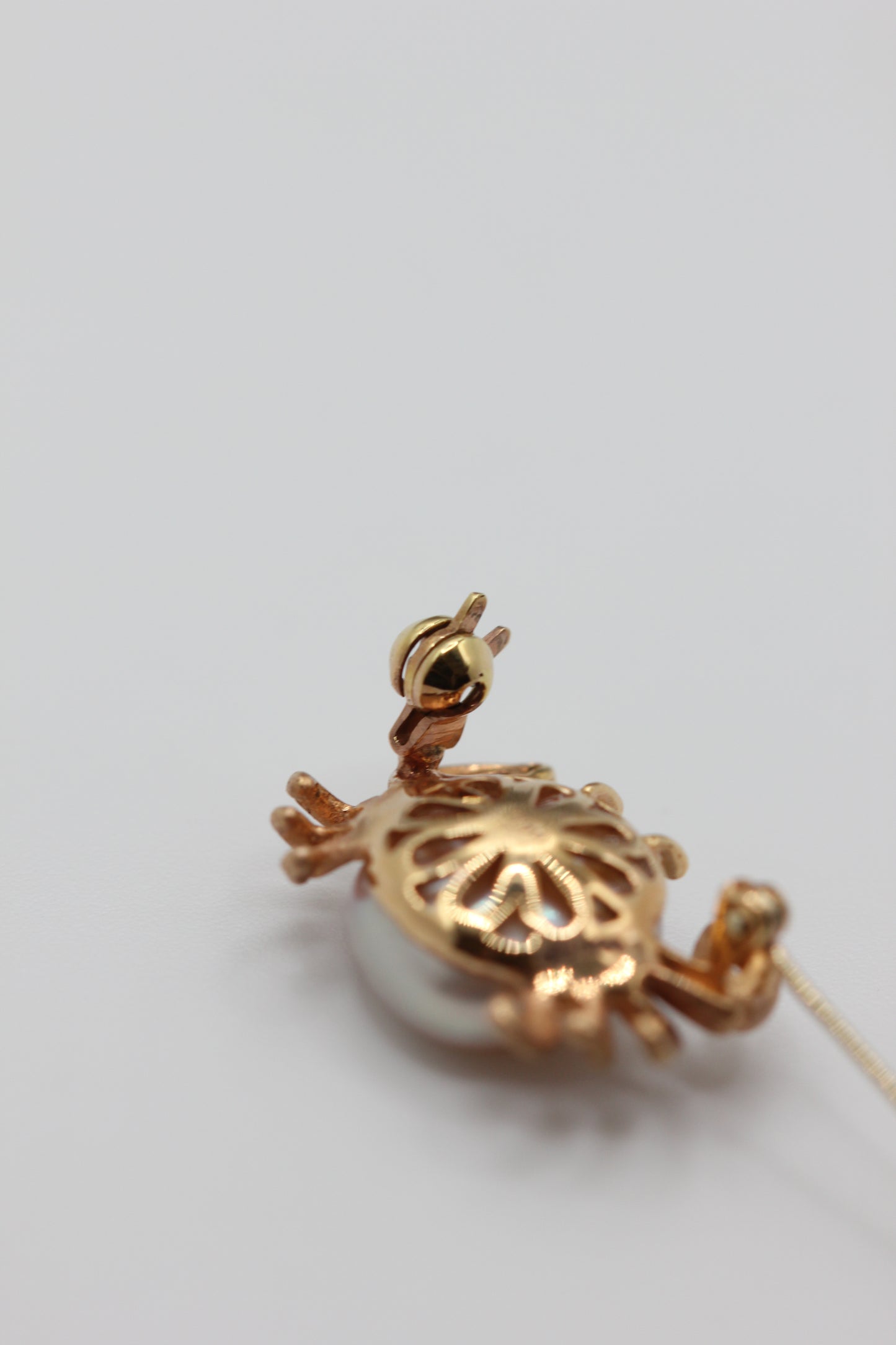 Crab brooch