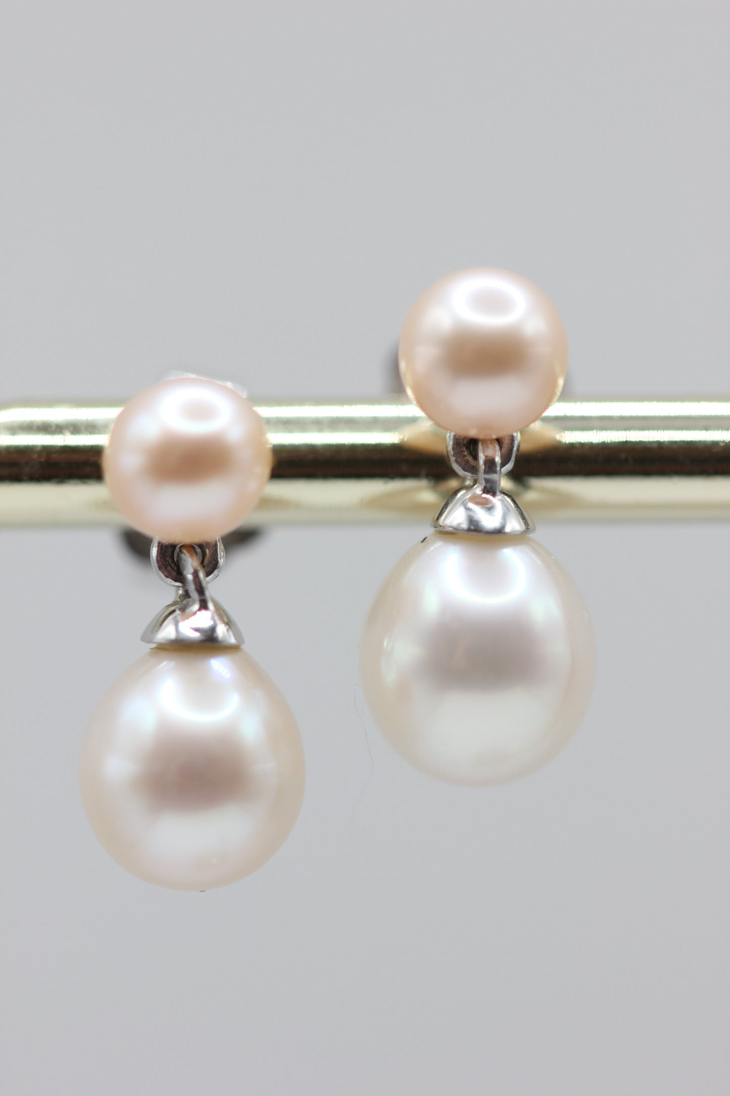 Akoya pearls earrings