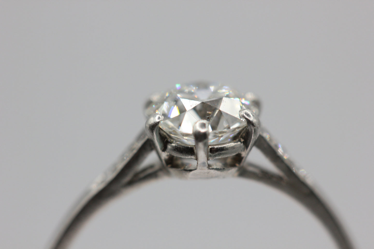 Diamond solitaire ring