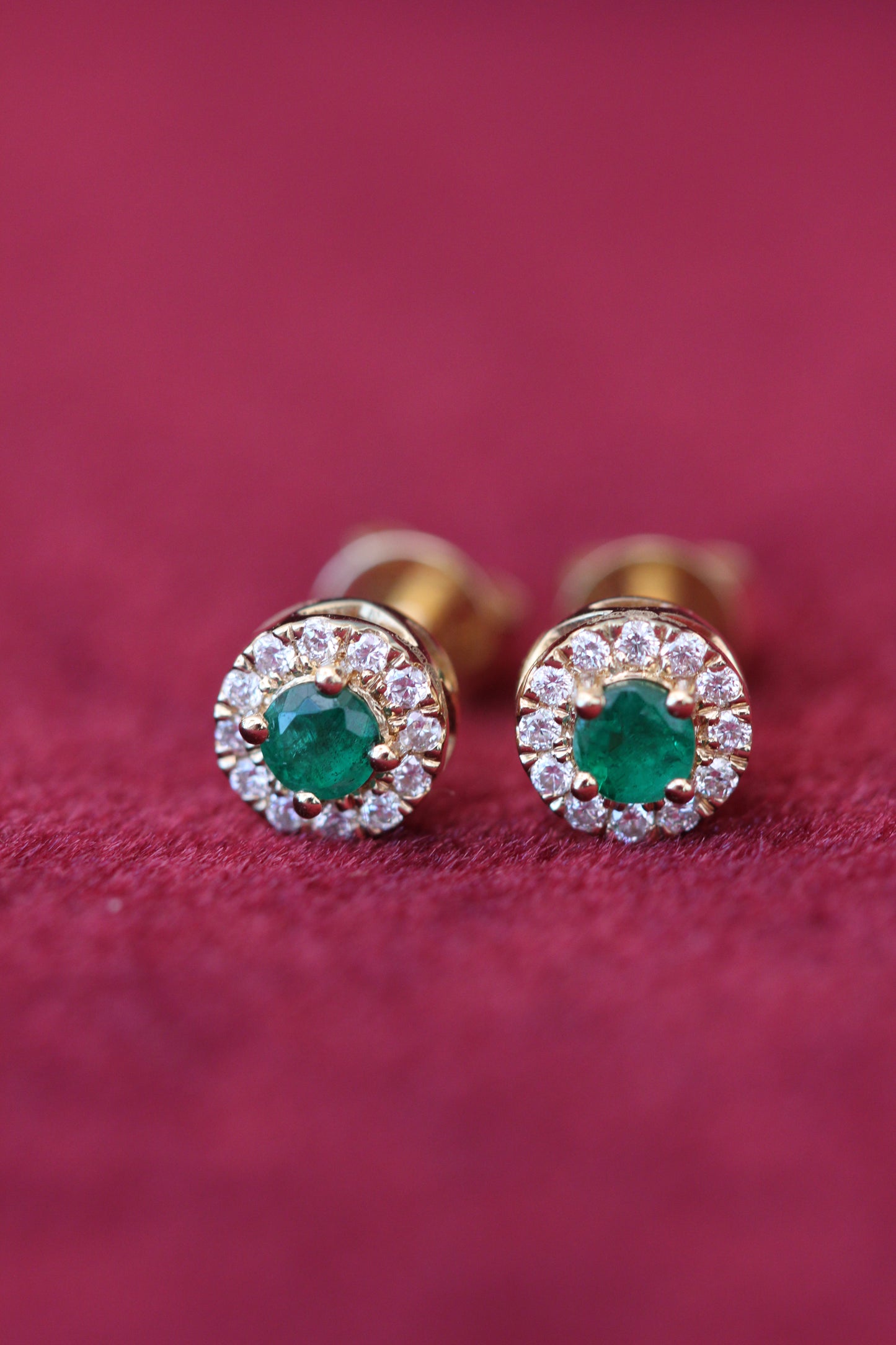 Emerald studs