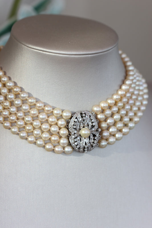 Art Deco pearl necklace