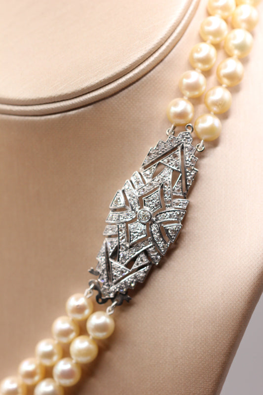 Art Deco Two-Strand Cream Pearl Necklace with Ornate Diamond Clasp