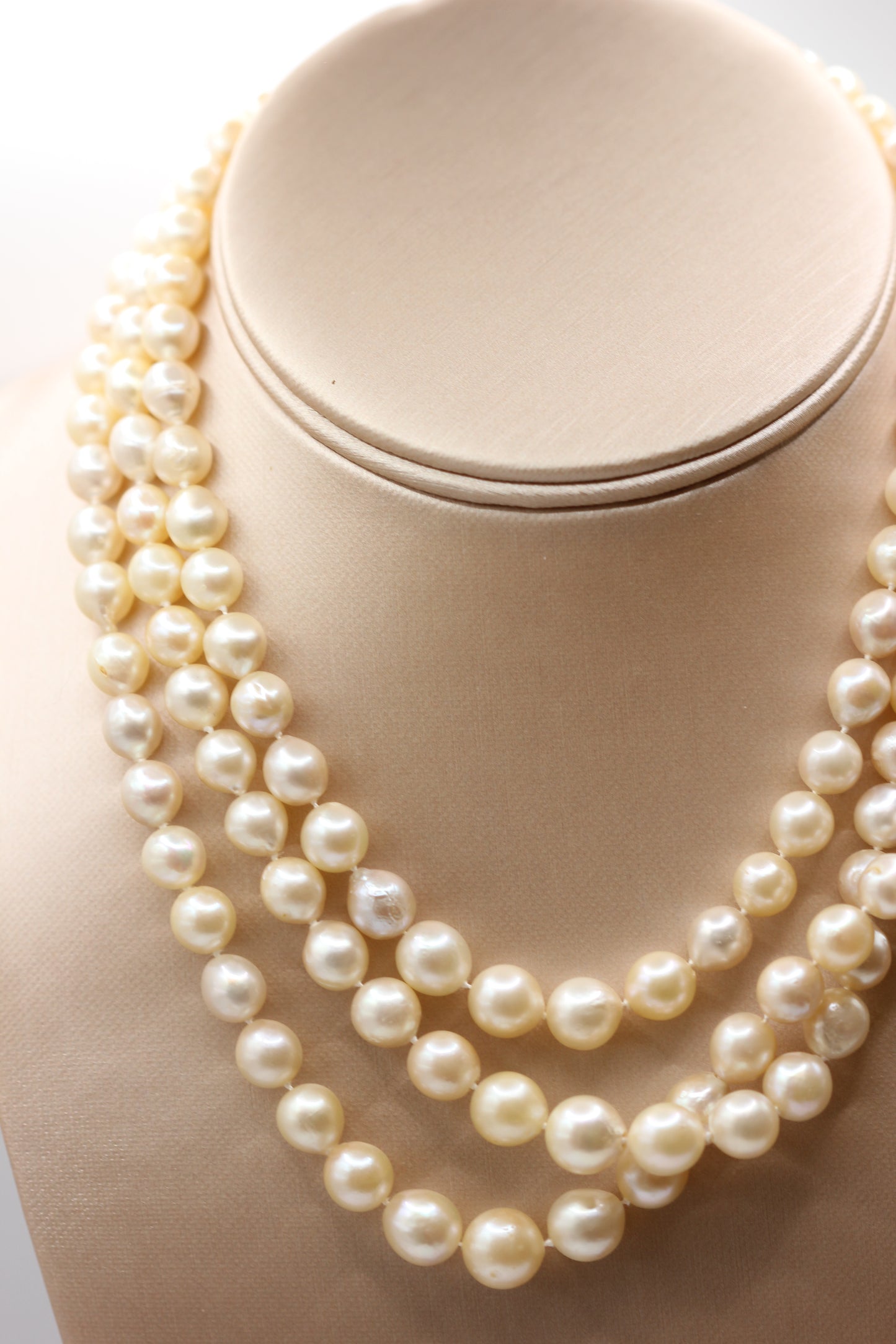 Antique Akoya pearl necklace