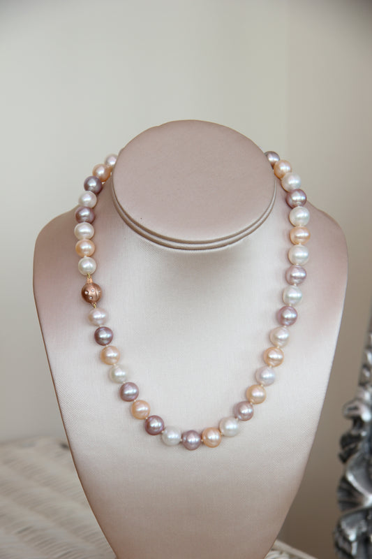 Princess pearl necklace