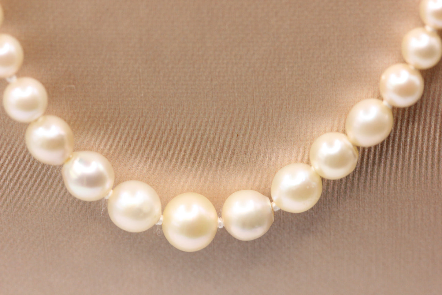 Pearl necklace