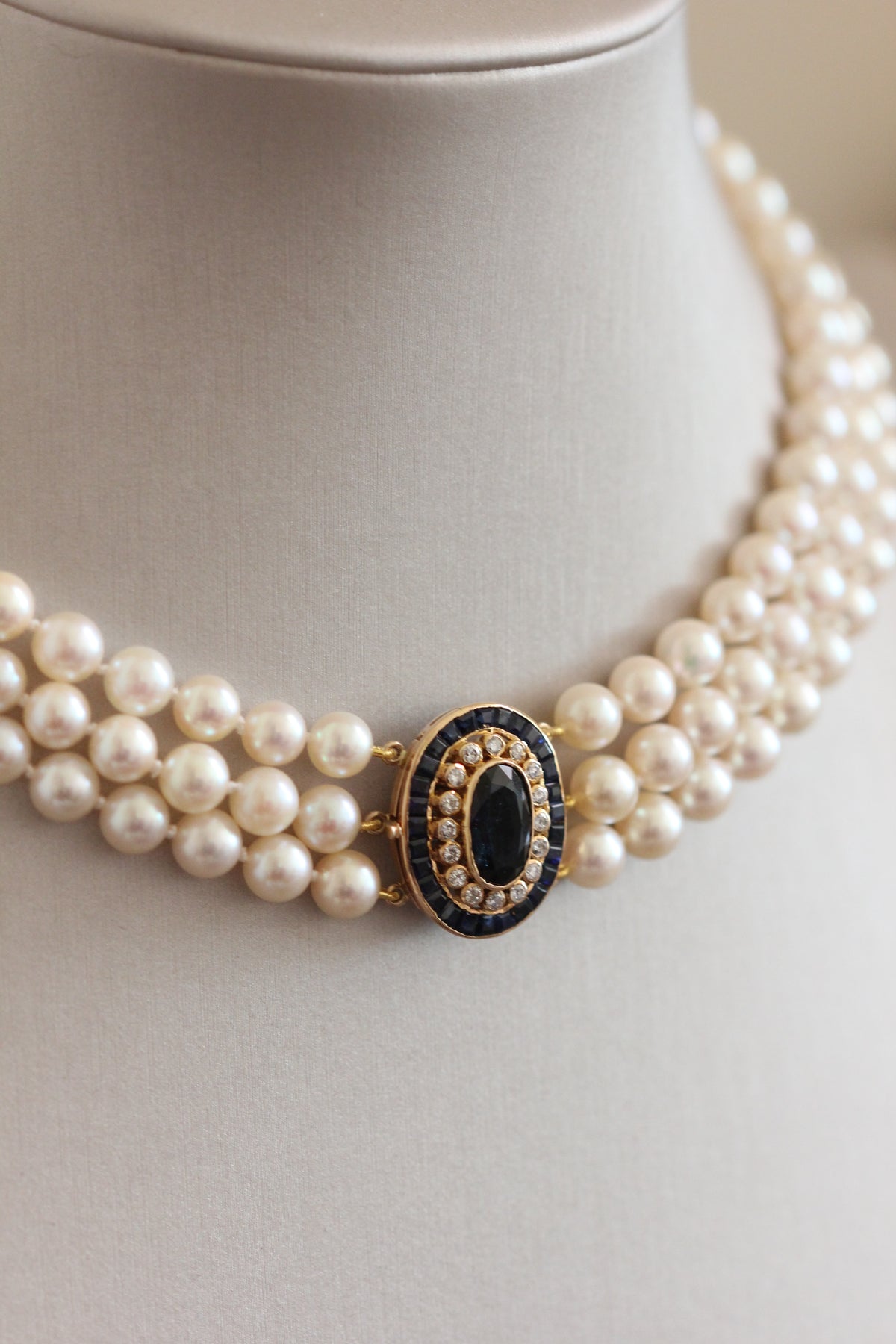 Pearl three row necklace
