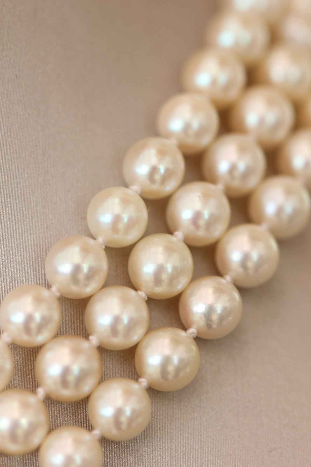 Pearl three row necklace